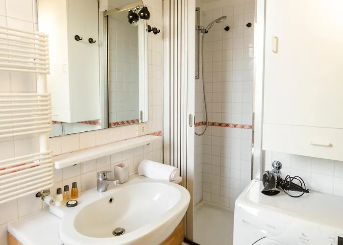 Rk San Vitale Flat بولونيا